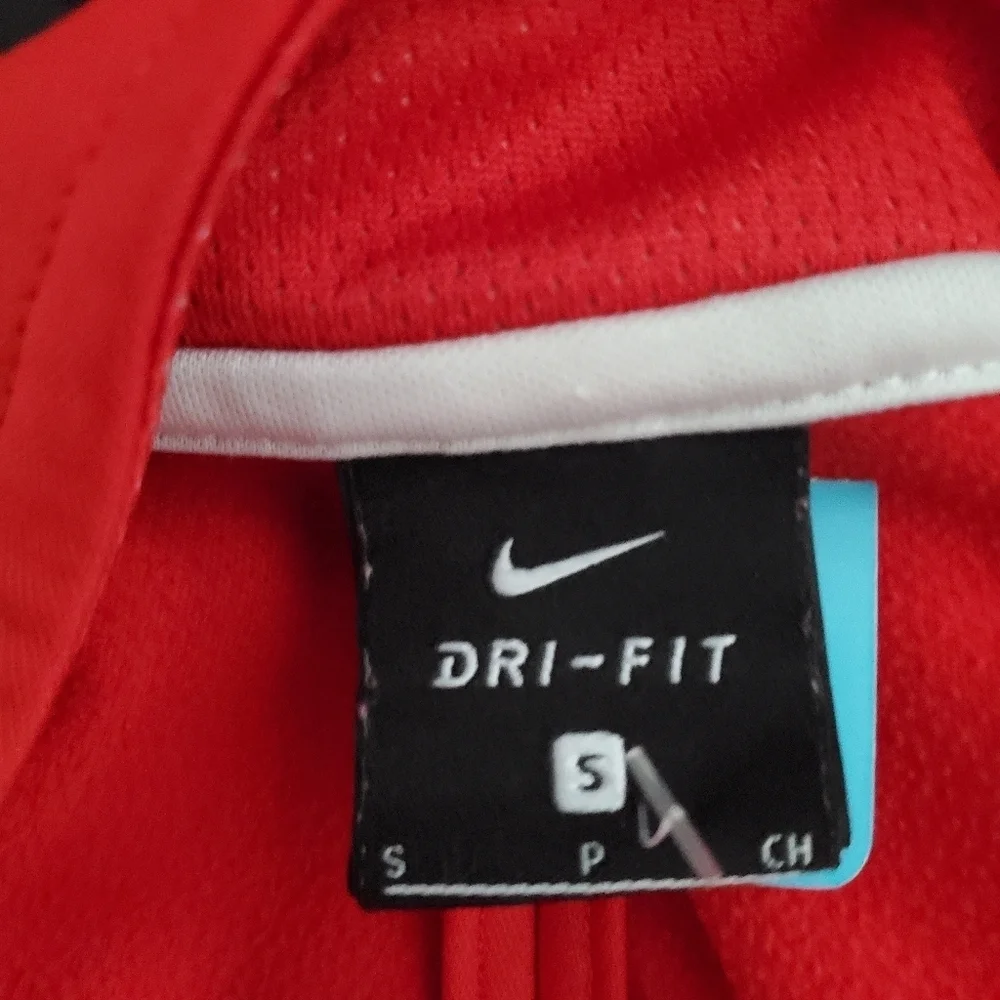 Nike pullover